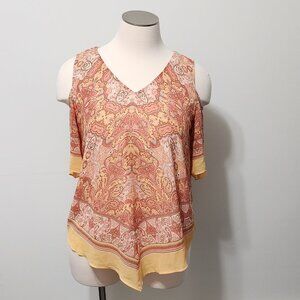 DR2 handkerchief cold shoulder top Size XXL